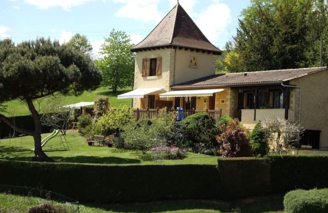 Tour Périgourdine à Sarlat - Private swimming pool -Havre de Paix close to amenities
