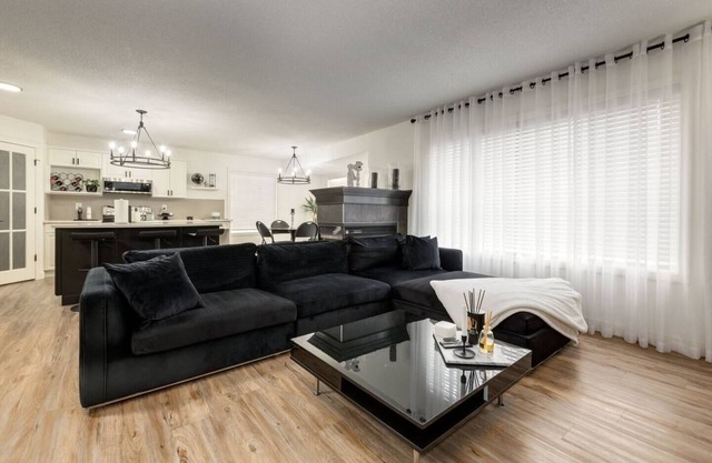 "Tourlamine" 4 Bdrm with custom kitchen!