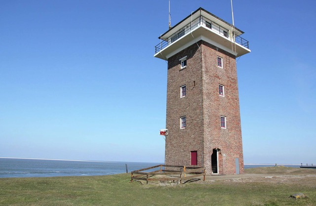 Tower Apartment in Huisduinen by the Sea