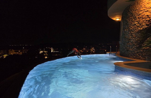 TOWER WITH POOL NEAR THE BEACH. COSTA BRAVA.