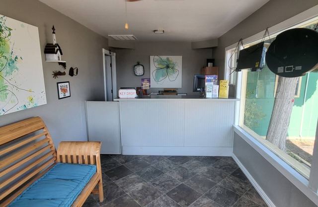 Town & Country Motel