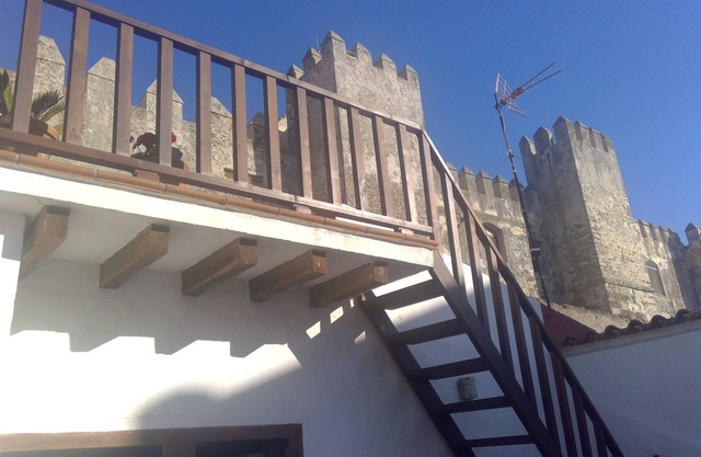 Town house in the center of Tarifa, 2 bedrooms., 2 bathrooms, roof terrace u. Wifi