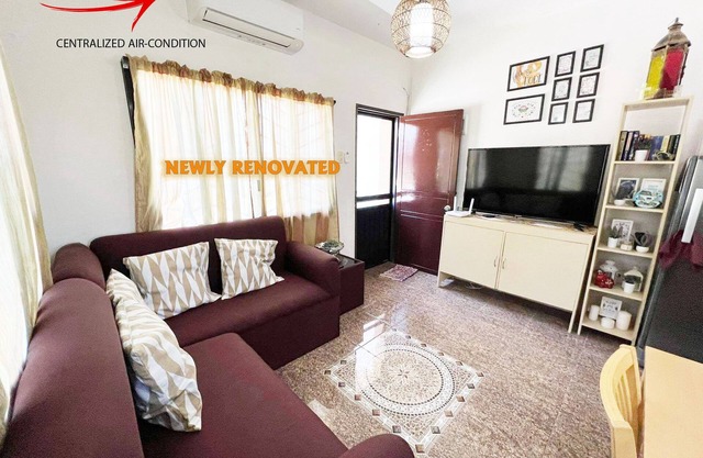 Town House Walking Distance to Beach & Panoramic Mountain View