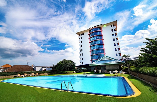 Town In Town Hotel Bangkok