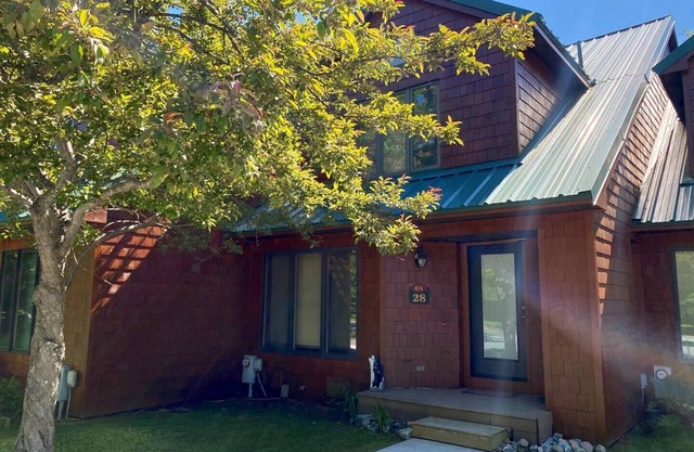 Townhome G5 - 4th Lake