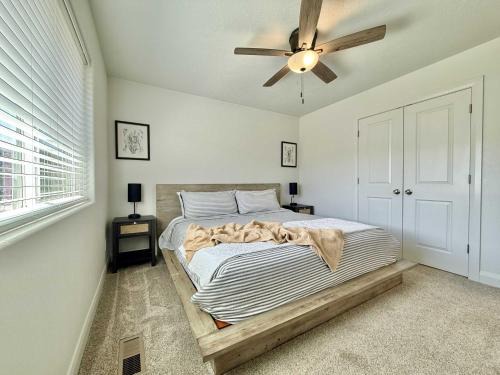Townhome in Glendale UT near Zion with hot tub