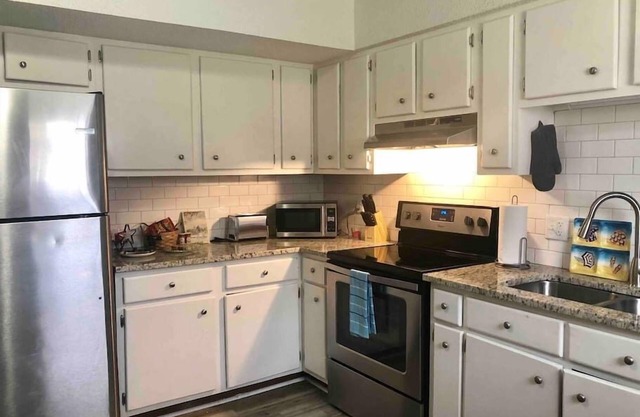 Townhomes Near the Bay - #1