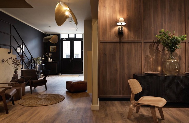 Townhouse Apartments