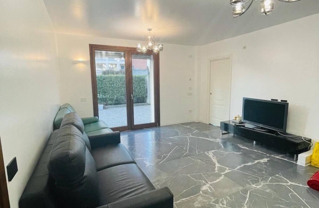 Townhouse Close to Milan