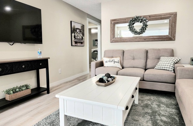 Townhouse/Heart of Caldwell/Near Hospital+BBQ