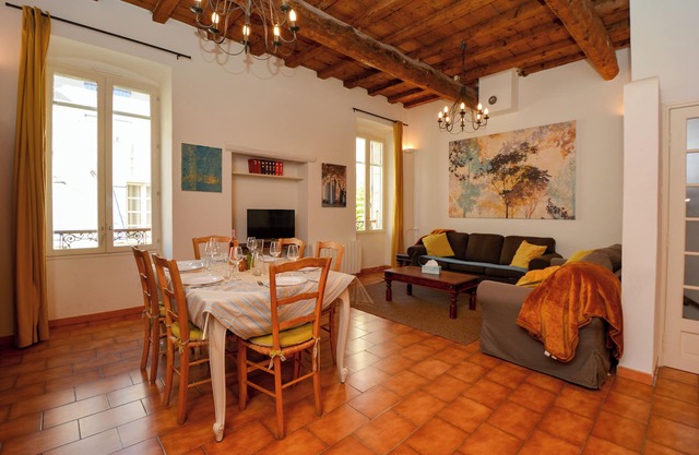 Townhouse near historical center of Tarascon