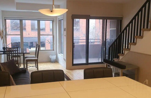 Townhouse with Rooftop Patio in Byward Market