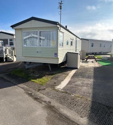 Towyn 95 Golden Gate Rentals