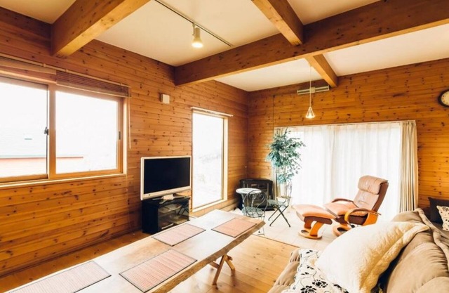 Toyako private log house