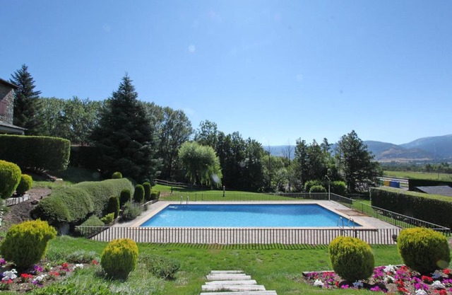 Tpa Casa en Pleta de Saga con piscina para 6/8 personas