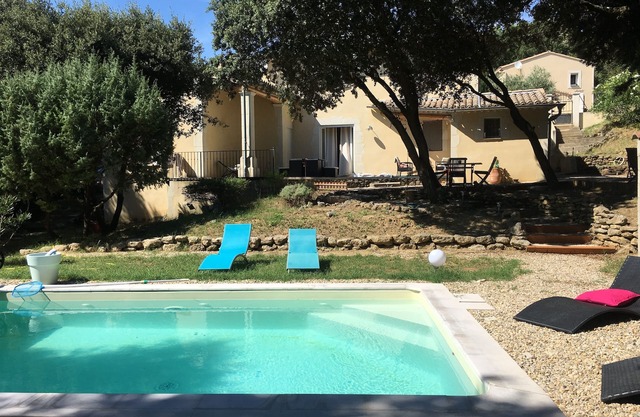 Très Belle Maison Avec Piscine Chauffée