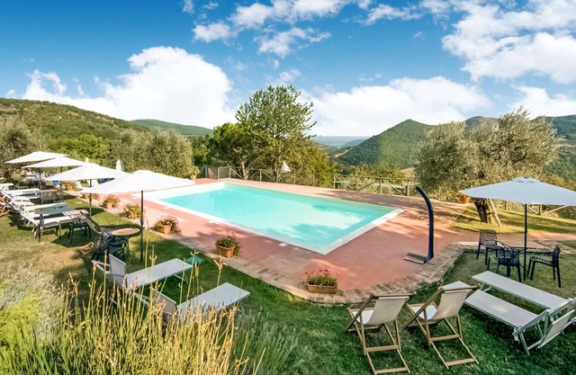 Tranquil Farmhouse in Umbria