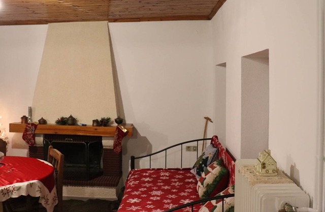 Traditional Arachova Chalet-2min from the center(Pet-friendly)