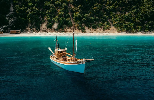 Traditional boat I Ionian spirit cruises