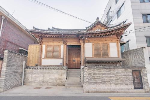 Traditional family Hanok, Moonlight Fragrance