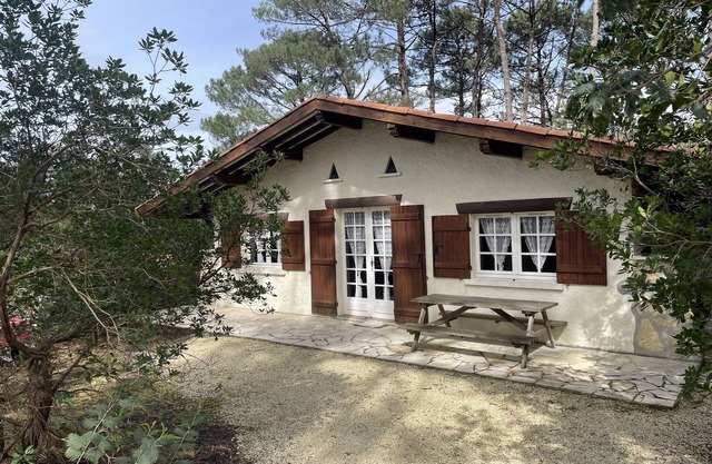 Traditional house in a quiet location