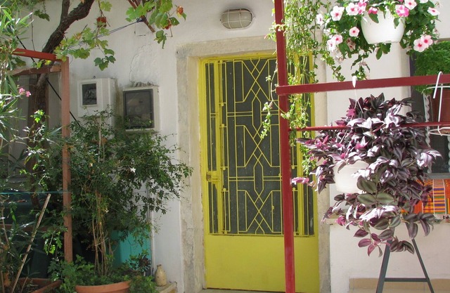 Traditional house Village near relax-beach Shops Country-walks near Corfu town