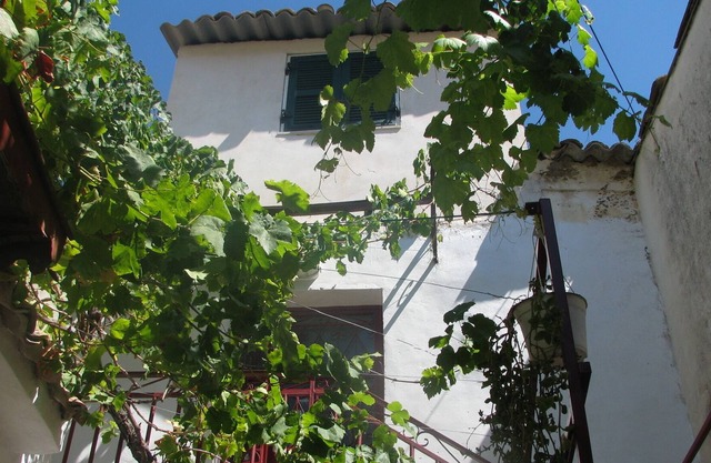 Traditional house, Village near relax-beach Shops Country-walks near Corfu town