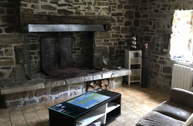 Traditional Penty in a quiet village on the Crozon peninsula