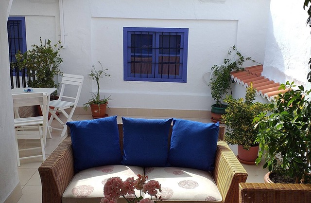 Traditional townhouse in Andalusian village. Sleeps 10 with privale pool and bar