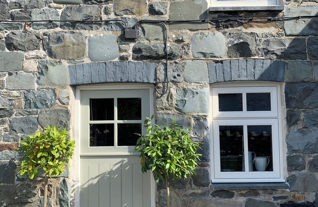Traditional Welsh Cottage In Snowdonia National Park. Visit Wales 4 Star Rated