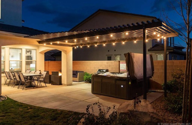 Trailhead - PRIVATE HOME/HOT TUB - FULLY LOADED!!!