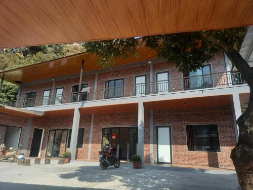 Trang An Pristine View homestay