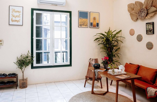 Trang Tien | Indochine French villa | Spacious - 3' to Hoan Kiem lake