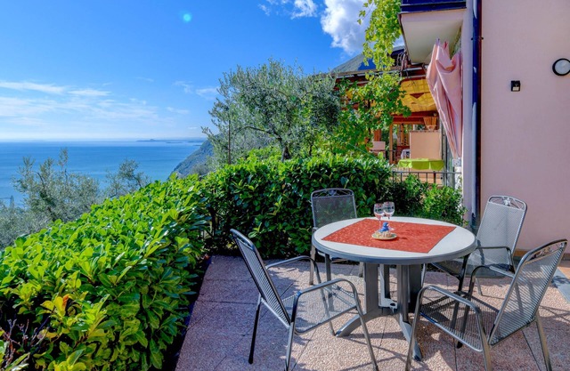Tranquil Apartment "Sun" with Pool Access, Stunning Views, and Private Terrace
