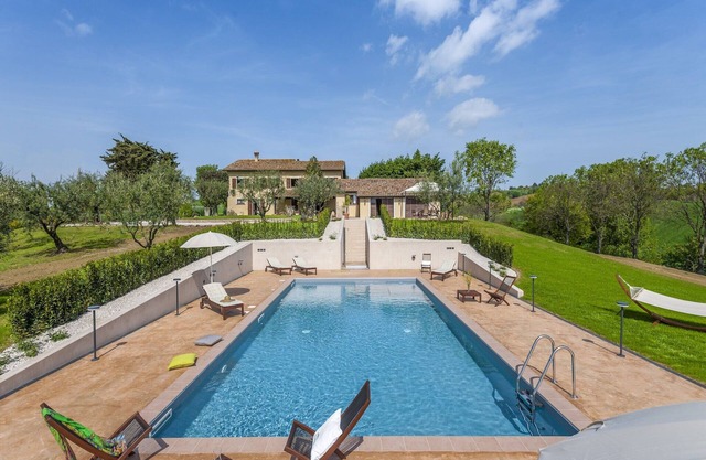 Tranquil Retreat with Valley Views