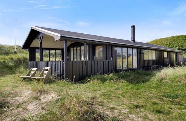 Tranquil stay in Lokken, by the beach