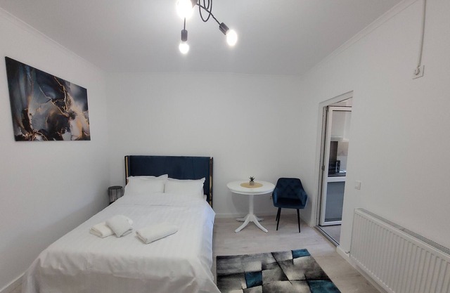 Tranquil Studio Oasis Near Bucharest