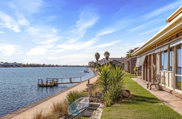 Tranquil Waterfront Location