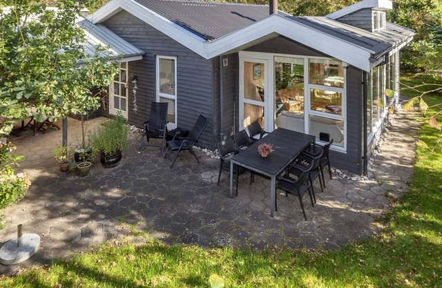 Tranquil Waterside Retreat-By Traum