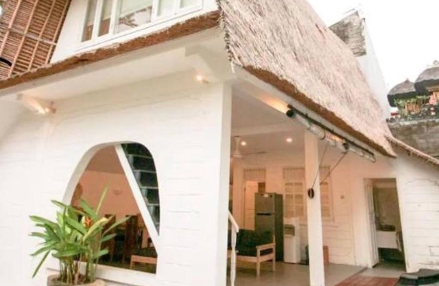 Tranquile and cozy 2 bedroom villa, 10 minute stroll away from Double Six beach