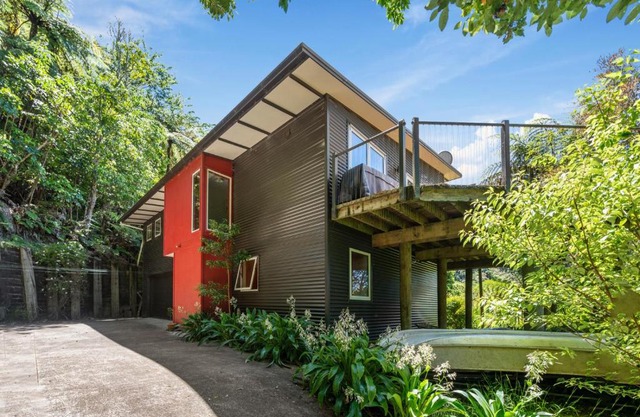 Tranquility at Tarawera - Lake Tarawera Holiday Home