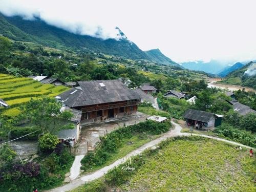 Tranquilla - HMong ethnic local house