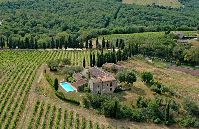 Traumblick in die Toskana vom Ferienhaus mit Pool auf Hügel zw. Siena u. Florenz