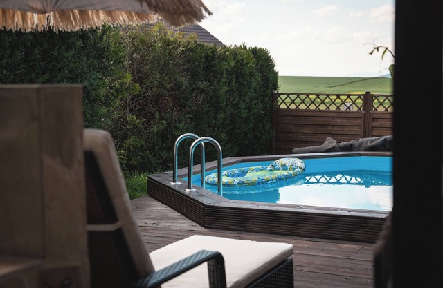 Traumhafte Ferienwohnung zum See. Mit Pool, Whirlpool, Sauna und Outdoor-küche