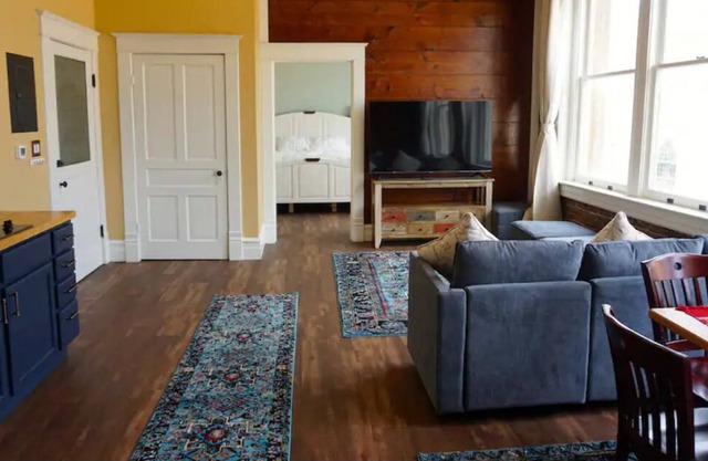 Travel in Comfort- The Hidden Gem of Downtown PTX