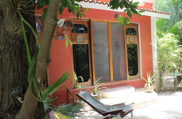 Travel in' Guest House