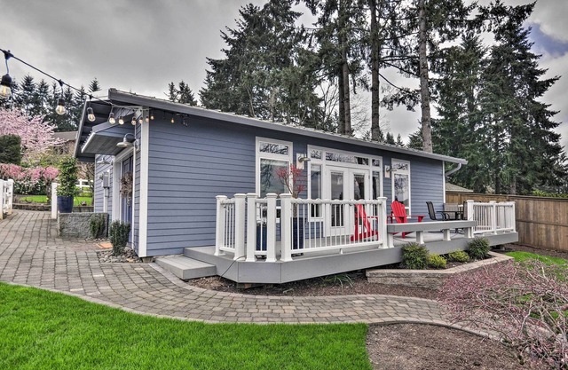 'Traveler's Retreat' Studio w/Patio & Yard!