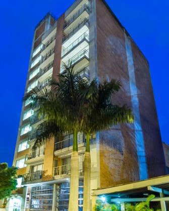 Travelers Orange Suites