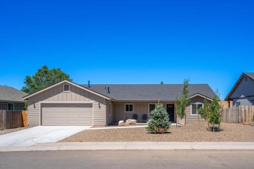 Travelers Paradise, 3BR House Near Route 66 and Grand Canyon