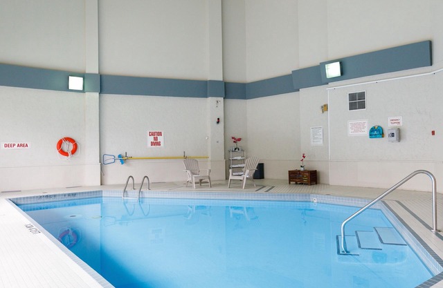 Travelodge by Wyndham Ottawa East